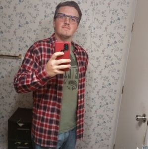 Meet your Posher, Connor